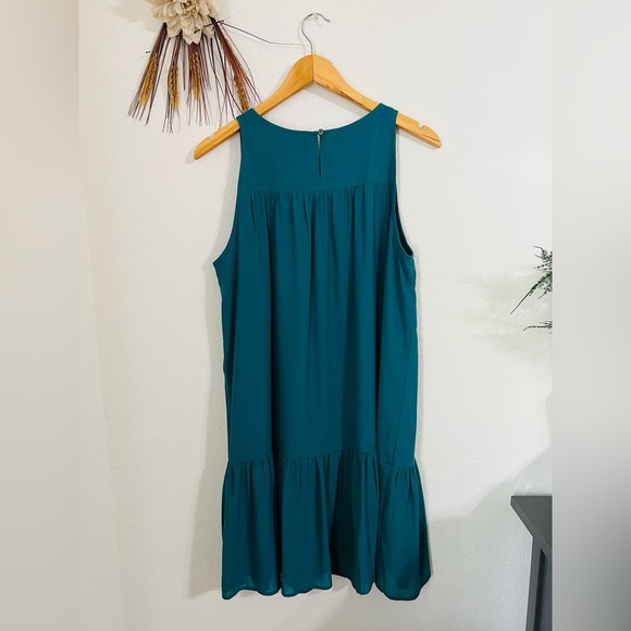 LOFT Women's Lace Trim Flounce Dress Size Medium NWT - Picture 9 of 10